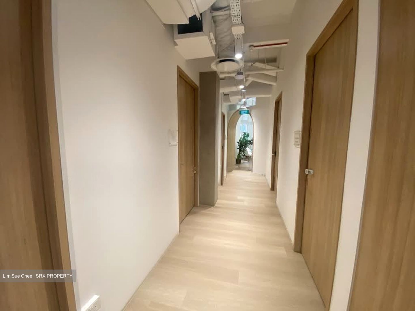 Air View Building (D1), Office #603568261